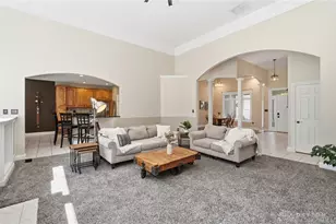 1360 Courtyard Pl, Centerville, OH 45458 - Photo 14