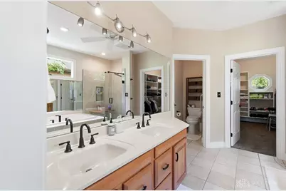 1360 Courtyard Place, Centerville, OH 45458 - Photo 36