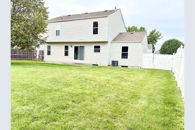 2350 Queensway Drive, Miami Township, OH 45342 - Photo 2