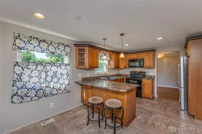 825 W Martindale Road, Union, OH 45322 - Photo 8