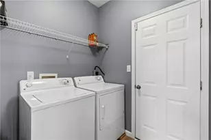 9120 Surrey Gate Pl, Washington Twp, OH 45458 - Photo 16