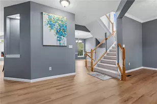 9120 Surrey Gate Pl, Washington Twp, OH 45458 - Photo 12