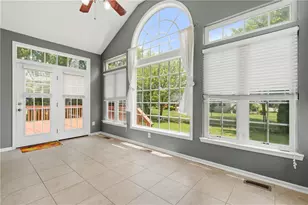 9120 Surrey Gate Pl, Washington Twp, OH 45458 - Photo 8