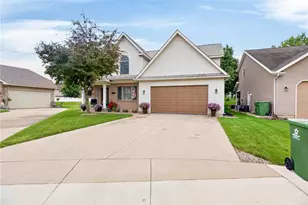 120 Village Green Dr, Sidney, OH 45365 - Photo 4
