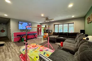 620 Mariclaire Ave, Vandalia, OH 45377 - Photo 4