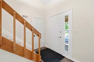 1007 Foxshire Pl, Centerville, OH 45458 - Photo 4
