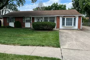 725 Hile Ln, Englewood, OH 45322 - Photo 2