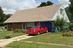 5201 Rye Dr, Huber Heights, OH 45424 - Photo 2