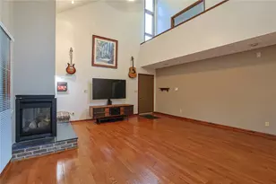 9040 S Normandy Ln, Washington Twp, OH 45458 - Photo 6