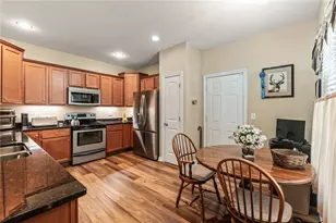 3378 Darbyshire Dr, Beavercreek, OH 45440 - Photo 10