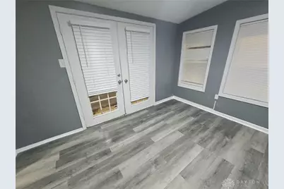205 E Siebenthaler Avenue, Dayton, OH 45405 - Photo 10