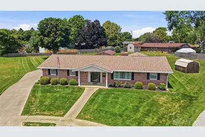 1331 Walnut Bend Court, Fairborn, OH 45324 - Photo 2