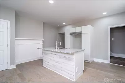 913 Charlotte Street, Hamilton, OH 45214 - Photo 2