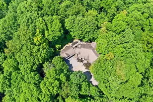 2892 River End Ct, Sugarcreek Twp, OH 45370 - Photo 4