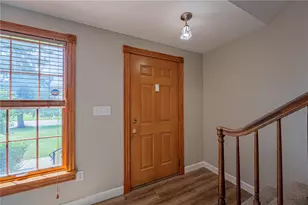 1055 Beryl Trail, Washington Twp, OH 45459 - Photo 6