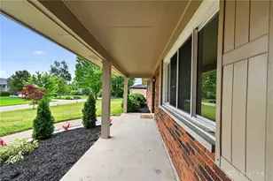2285 El Cid Dr, Beavercreek, OH 45431 - Photo 6