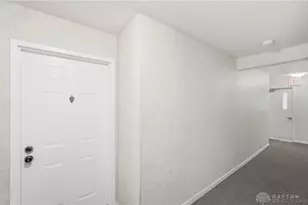 610 Carrington Pl, Loveland, OH 45140 - Photo 6