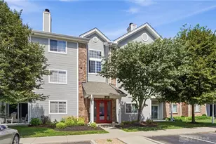 610 Carrington Pl, Loveland, OH 45140 - Photo 2