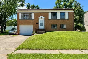 76 Joyce Dr, Fairborn, OH 45324 - Photo 2