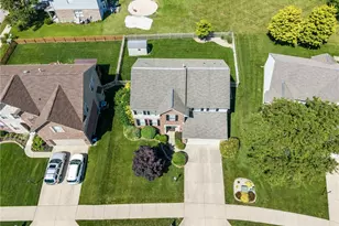 364 Krystal Ellen Dr, Tipp City, OH 45371 - Photo 4