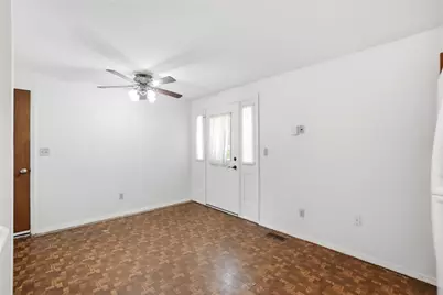 7137 Castlecrest Drive, Huber Heights, OH 45424 - Photo 14