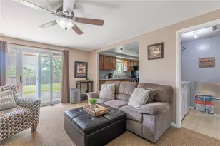 7042 Cliffstone Dr, Huber Heights, OH 45424 - Photo 14