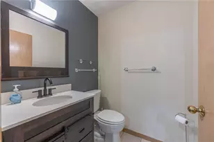 6584 Stillcrest Way, Butler Twp, OH 45414 - Photo 18