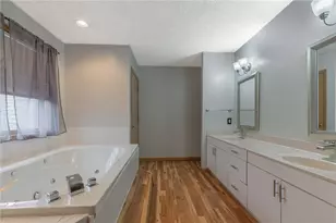 6584 Stillcrest Way, Butler Twp, OH 45414 - Photo 32