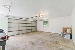2184 Shadowood Cir, Bellbrook, OH 45305 - Photo 20