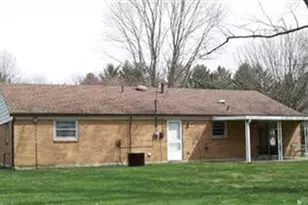 1663 N Belleview Dr, Bellbrook, OH 45305 - Photo 4