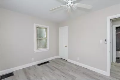 300 Skyview Drive, Vandalia, OH 45377 - Photo 12