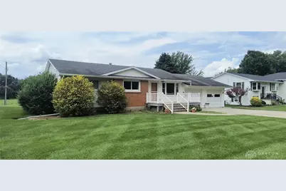 186 Palmer Drive, Cedarville Village, OH 45314 - Photo 2