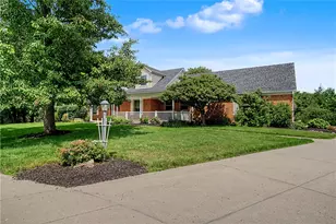 1805 Andrea Cir, Beavercreek, OH 45432 - Photo 16
