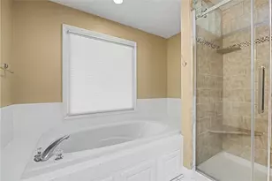 1805 Andrea Cir, Beavercreek, OH 45432 - Photo 38