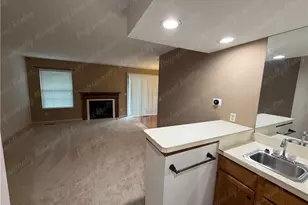 9765 Centerville Creek Ln, Washington Twp, OH 45458 - Photo 4