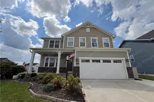 2418 David Grey Cir, Beavercreek, OH 45434 - Photo 4
