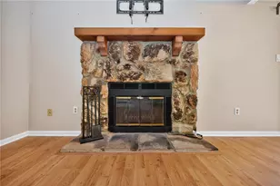 2070 Foxknoll Dr, Centerville, OH 45458 - Photo 12
