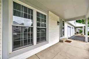 2070 Foxknoll Dr, Centerville, OH 45458 - Photo 4