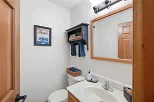 656 Gardenview Cir, Bath Twp, OH 45801 - Photo 16