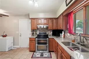 3712 Fiesta Way, Middletown, OH 45044 - Photo 10