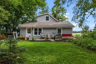 691 N Bickett Rd, Xenia Twp, OH 45385 - Photo 4