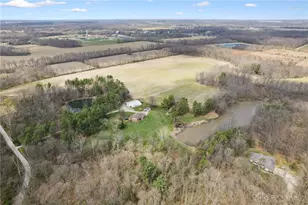 3911 Campbell Rd, Perry Township, OH 45118 - Photo 38