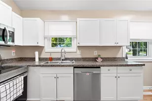 1960 Carol Pkwy, Kettering, OH 45440 - Photo 10