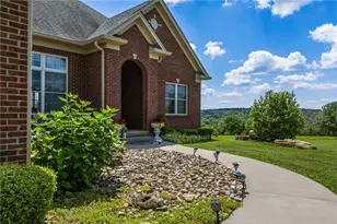 6880 Oak Ridge Rd, Hillsboro, OH 45133 - Photo 10
