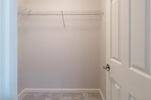 5811 Oak Creek Trail, Huber Heights, OH 45424 - Photo 24