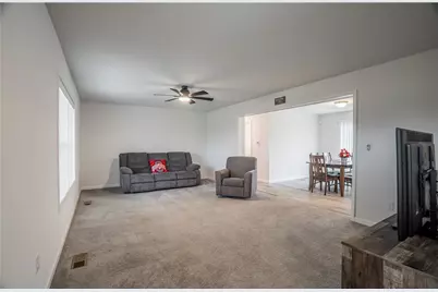 5165 Diamond Mill Road, Clay Twp, OH 45309 - Photo 6
