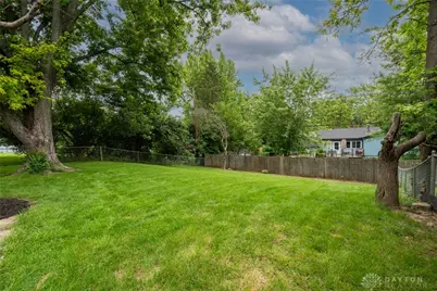4406 Wilmington Pike, Kettering, OH 45440 - Photo 32