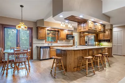 6309 7 Pines Drive, West Carrollton, OH 45449 - Photo 8