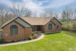 1962 Rich Rd, Beavercreek, OH 45432 - Photo 1