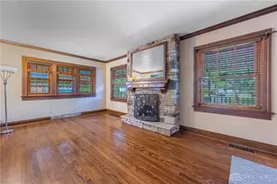 1052 Colwick Dr, Dayton, OH 45420 - Photo 2